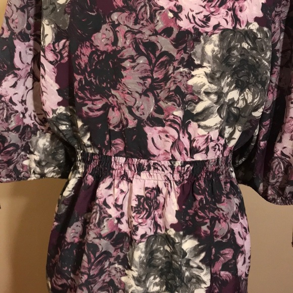 NWOT Ann Taylor LOFT tie sleeve floral top - Picture 6 of 8